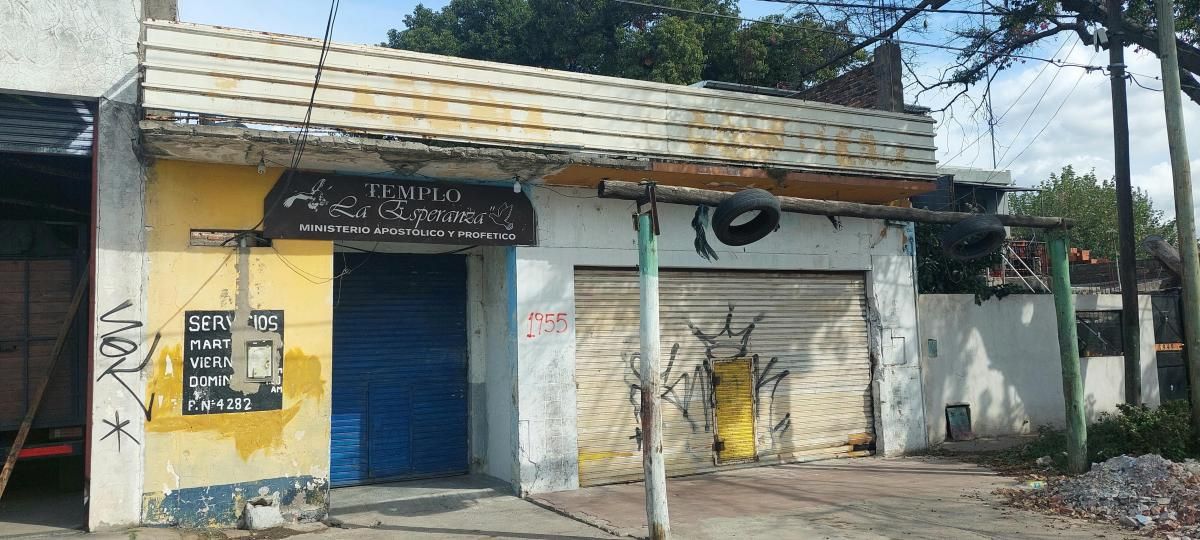 Local en Venta C/ Salon y Vivienda en P. A.