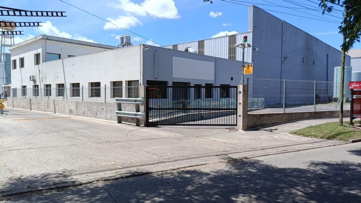 Nave Industrial en Alquiler