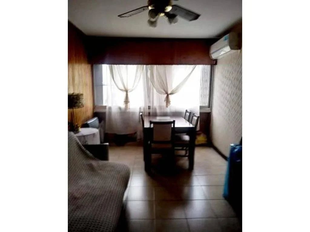 Impecable Departamento de 4 Ambientes Ed 45 6to. "D" Bo. Gran Oportunidad