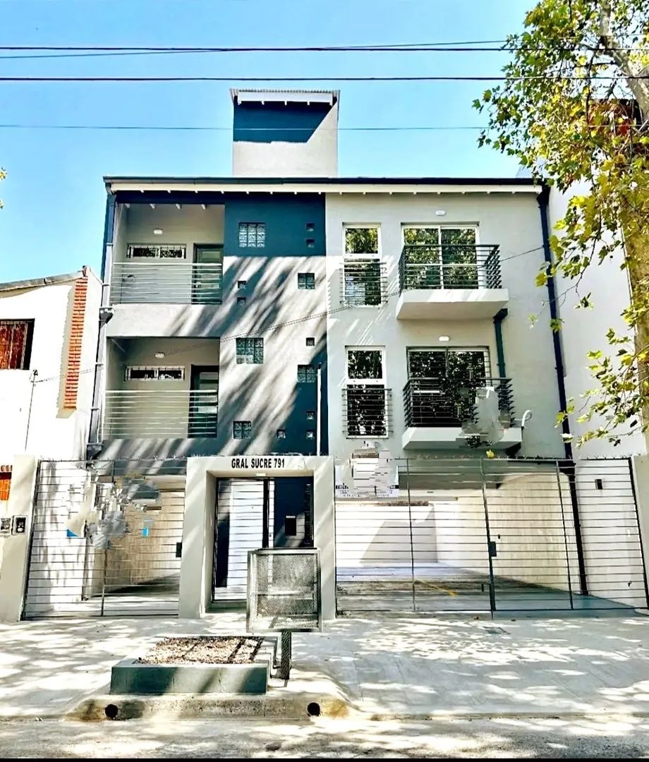 Departamento En Venta En Morón, G.b.a. Zona Oeste, Argentina