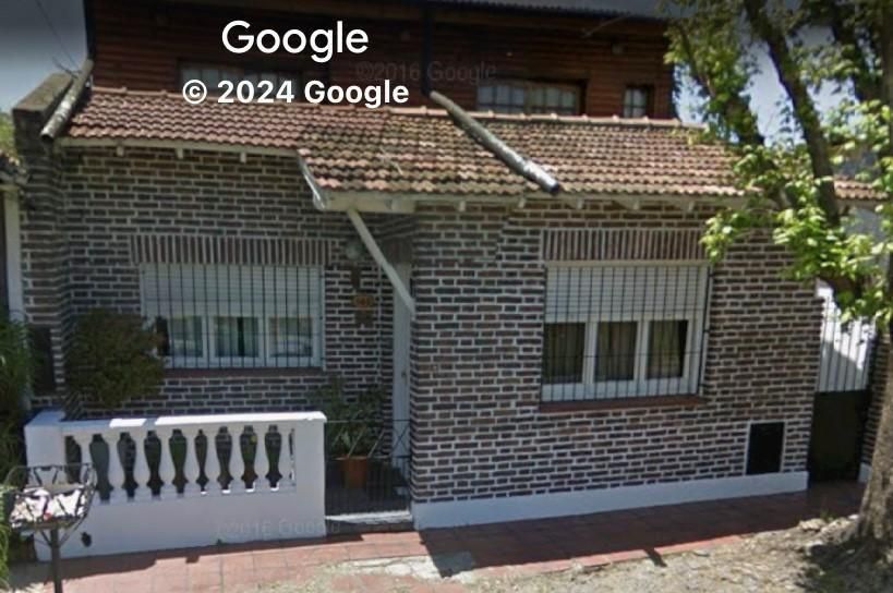 Chalet de dos plantas en VENTA