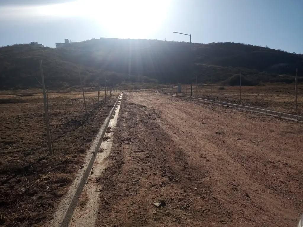 Excelente Lote en Cuchi Corral. Sobre La Sierra 800 m Cuadrados